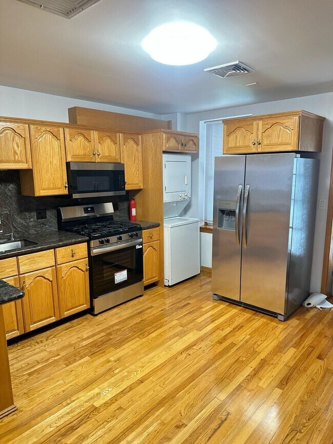 127 Garden St in Hoboken, NJ - Building Photo - Building Photo