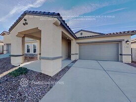 10831 W Luke Ave in Phoenix, AZ - Building Photo