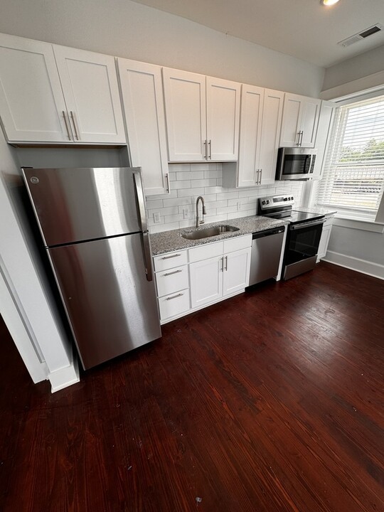 101 S Main St in Hopewell, VA - Building Photo