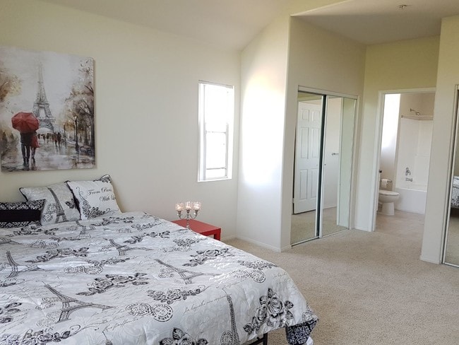 property at 1561 S Barrington Ave