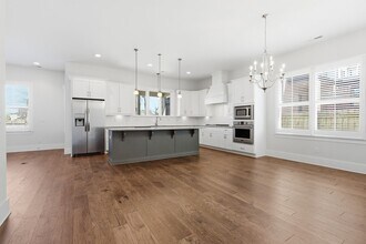 1926A Castleman Dr in Nashville, TN - Building Photo - Building Photo