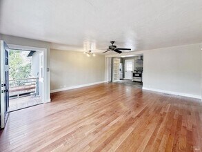 10 Joan Ave, Unit 1 bedroom 0310 in Novato, CA - Building Photo - Building Photo
