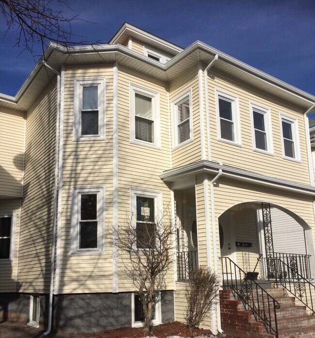 109 3rd St Apartments and Nearby Medford Apartments For Rent Medford, MA
