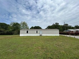 9310 Scott Dairy Loop Rd S in Mobile, AL - Building Photo