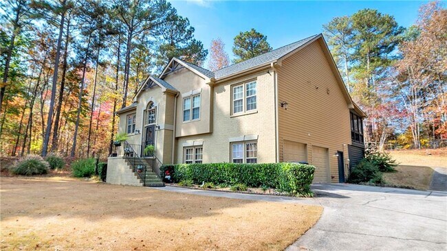 633 Coach Bobby Dodd Rd-Unit -B in Dallas, GA - Building Photo - Building Photo