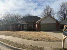 5102 Roxbury Way in Springdale, AR - Building Photo