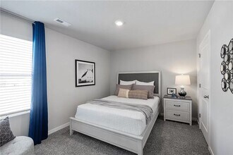 322 Juniper Dr in Waukee, IA - Building Photo - Building Photo