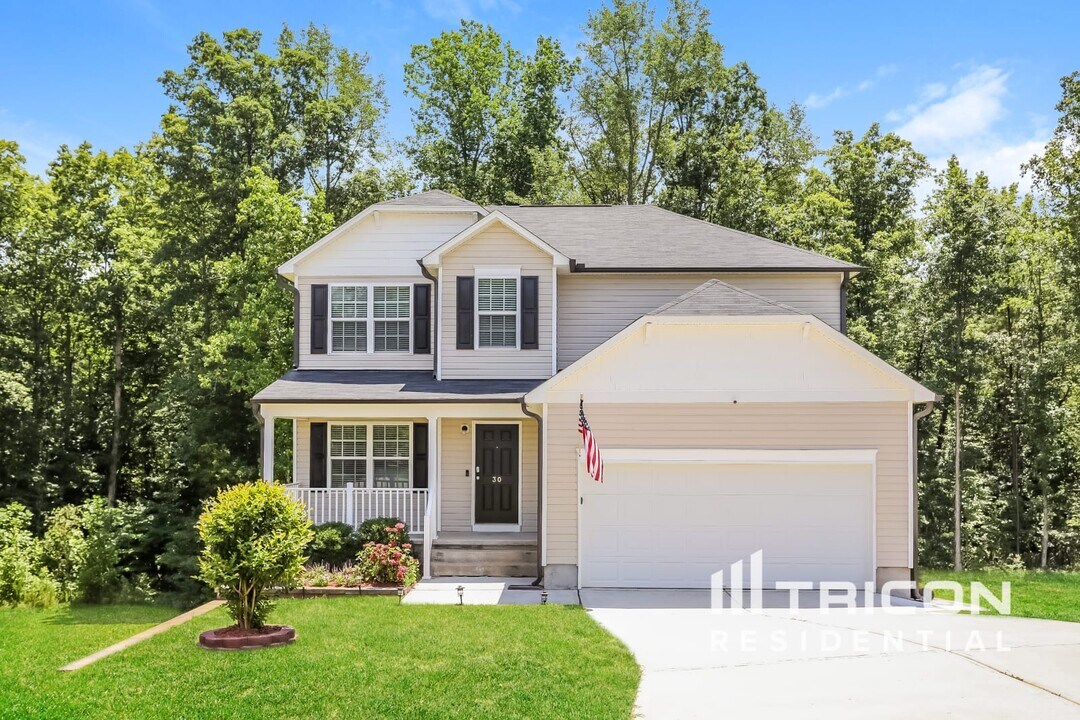 30 Gold Rush Ct in Clayton, NC - Building Photo