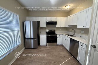 4204 Forest Island Dr in Orlando, FL - Foto de edificio - Building Photo