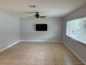 410 NE 11th St in Crystal River, FL - Building Photo - Building Photo