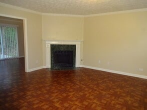 3002 Sentinel Cir in Lawrenceville, GA - Foto de edificio - Building Photo