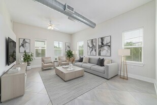 1011 Studemont St, Unit 109 in Houston, TX - Building Photo