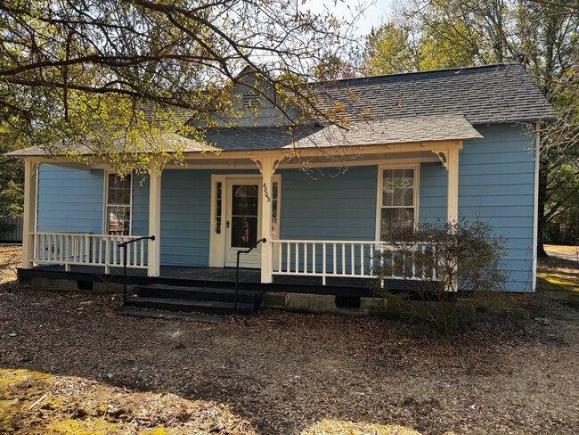 4803 Cameron Rd in Hope Mills, NC - Foto de edificio - Building Photo