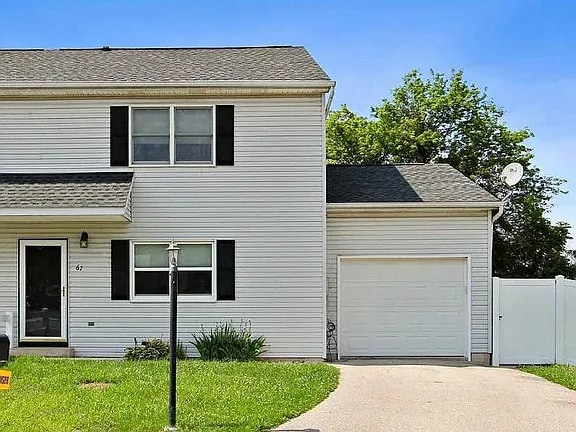 property at 67 Town Cir