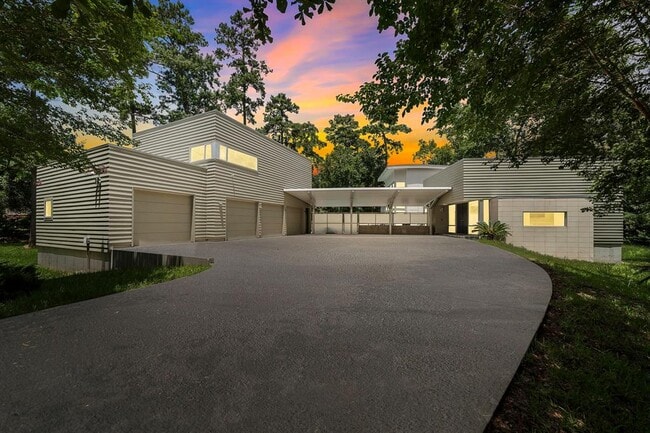 property at 118 Angel Leaf Rd