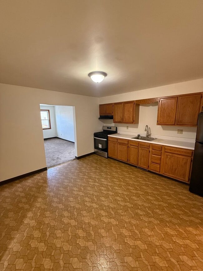 702c E 9th Ave in Tarentum, PA - Building Photo - Building Photo