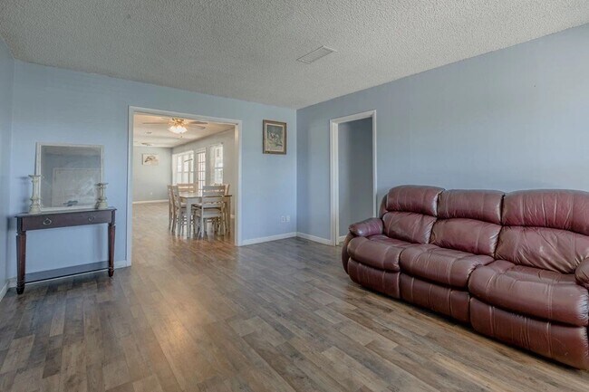 4424 Conley Ave, Unit 4F in Odessa, TX - Building Photo - Building Photo