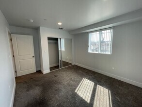 5512-5514 Blackwelder St in Los Angeles, CA - Building Photo - Building Photo