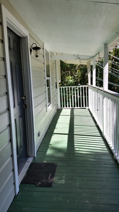 412 NW 10th St, Unit upstairs in Gainesville, FL - Foto de edificio