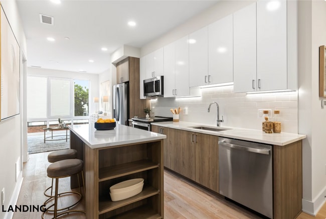 5508 7th St NW, Unit 403 in Washington, DC - Building Photo - Building Photo