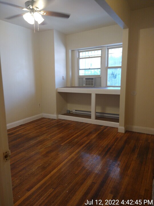 126 S 46th St, Unit Apt B Photo