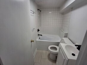 27 Lexington Ave in Jersey City, NJ - Building Photo - Building Photo