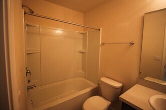 7695 Legacy Trl in Jacksonville, FL - Building Photo - Building Photo