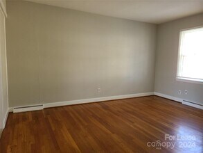2500 Shamrock Dr-Unit -2 in Charlotte, NC - Building Photo - Building Photo