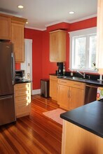 25 Leonard St, Unit 1 in Somerville, MA - Building Photo - Building Photo