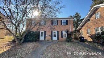 116 Robertson Ave in Charlottesville, VA - Building Photo