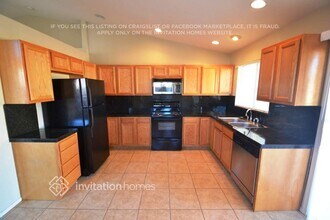 8338 W Hubbell St in Phoenix, AZ - Building Photo - Building Photo