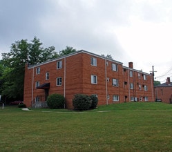 High Royal in Springfield, OH - Foto de edificio - Building Photo