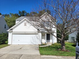 5925 Hidden Meadow Ln in Charlotte, NC - Building Photo