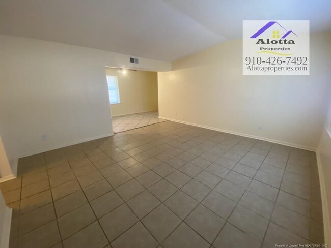 2196 Delta Dr in Fayetteville, NC - Building Photo - Building Photo