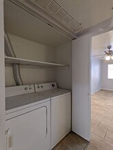 12221 W Bell Rd in Surprise, AZ - Foto de edificio - Building Photo