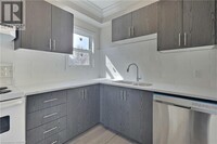 8 Tisdale St S in Hamilton, ON - Building Photo - Building Photo