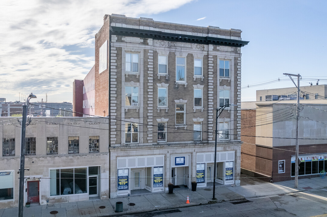 Loftis Place in Hamilton, OH - Building Photo