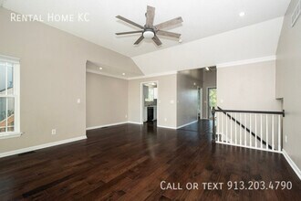 582 W Layton St in Olathe, KS - Building Photo - Building Photo