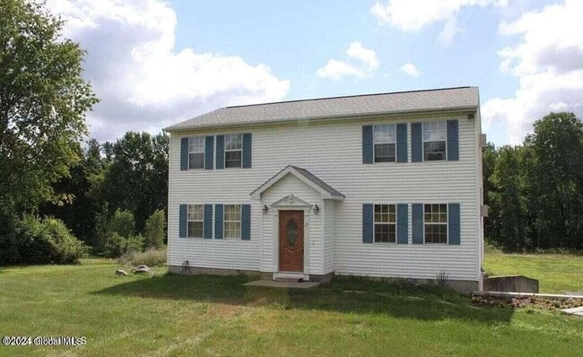 24 Vosburgh Rd in Averill Park, NY - Building Photo - Building Photo
