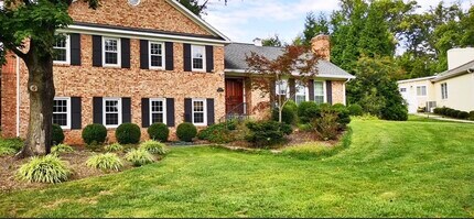 1214 Vinita Ln in McLean, VA - Building Photo - Building Photo