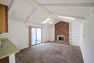 7500 Cove Dr in Louisville, KY - Building Photo - Building Photo