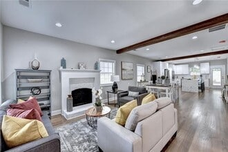 663 Bryan St SE in Atlanta, GA - Foto de edificio - Building Photo