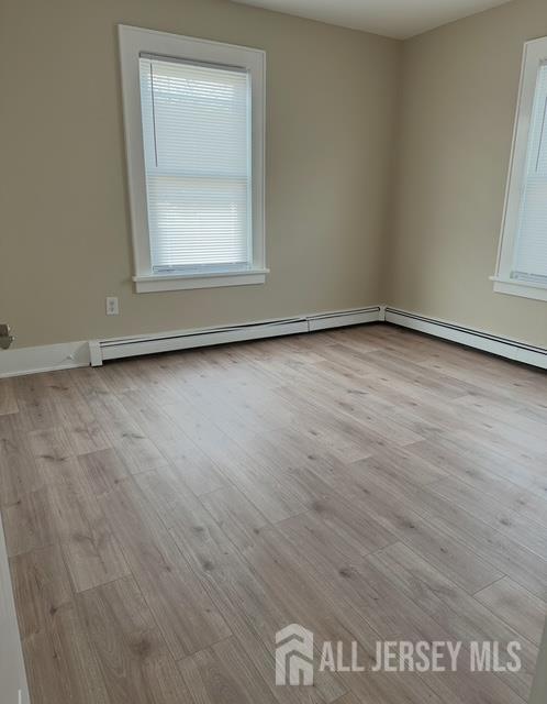 165 Emerson St in Carteret, NJ - Building Photo - Building Photo