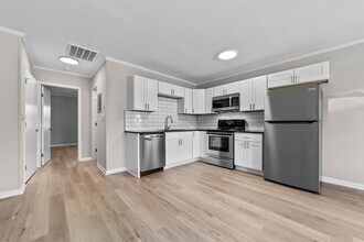 71 Coats Cir in Angier, NC - Building Photo - Building Photo