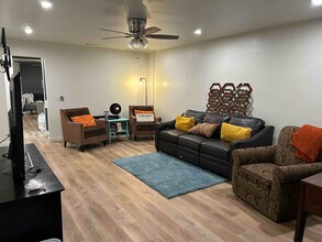 1916 N Floyd Rd in Richardson, TX - Building Photo - Building Photo