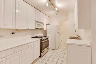 5400 N Sheridan Rd in Chicago, IL - Building Photo - Building Photo