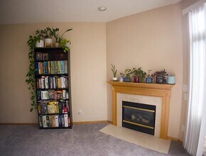 613 Village Pkwy in Circle Pines, MN - Building Photo - Building Photo