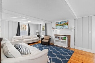 32 Woodside Ave in Wareham, MA - Building Photo - Building Photo