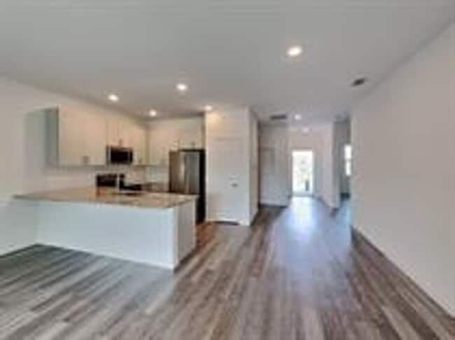 24501 Zephyr Ct in Port Charlotte, FL - Building Photo - Building Photo