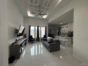 11 E Danielle St in Pharr, TX - Building Photo - Building Photo